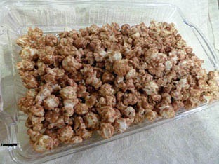Old Fashioned Caramel Corn